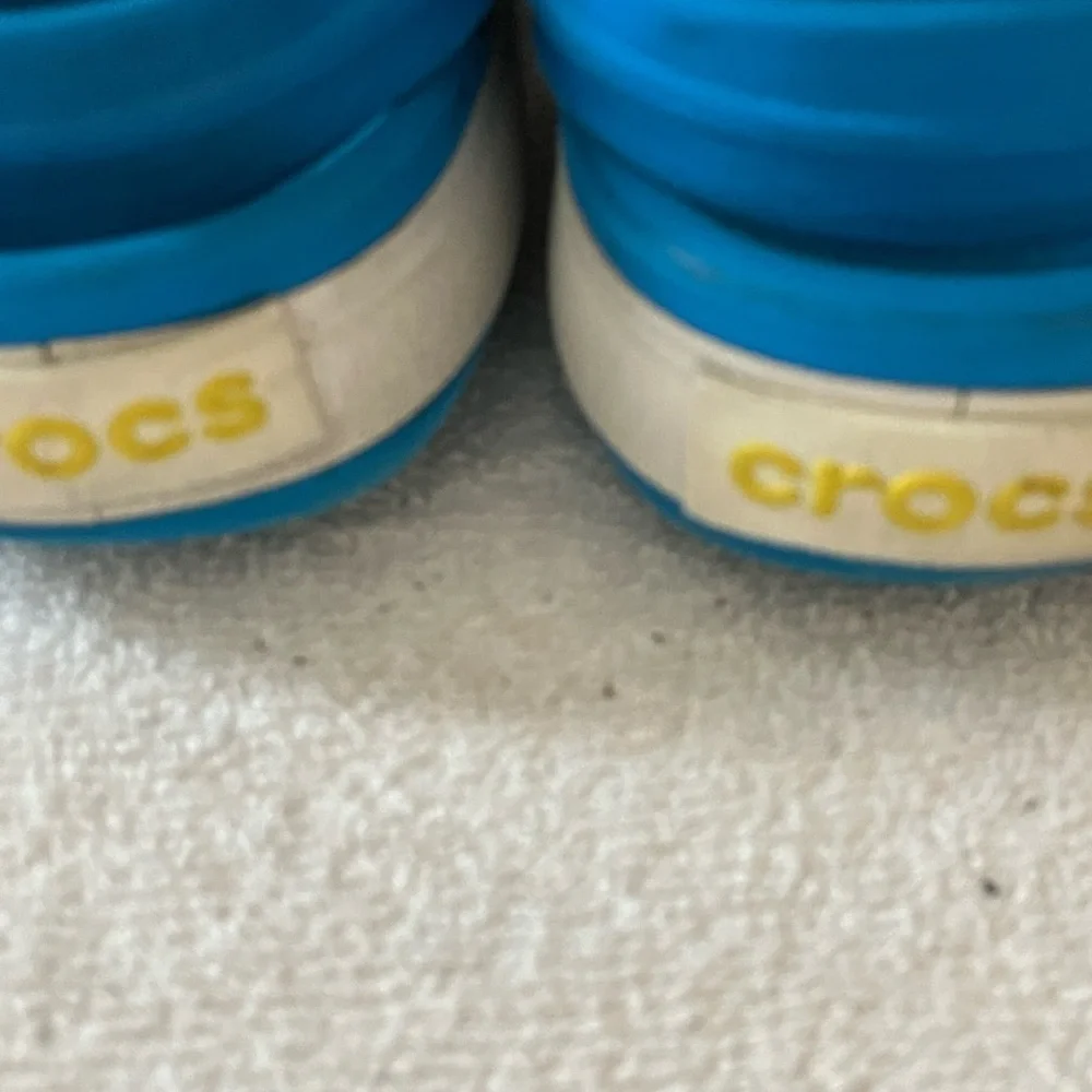 Crocs Unisex Sandals Sz Men 7/ Womens 9